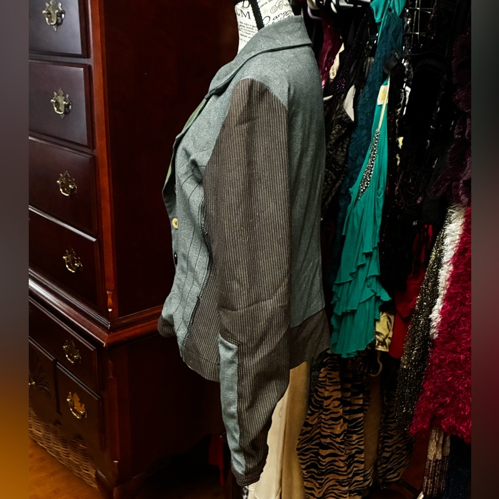 Funky Peacoat Jacket - Picture 4 of 8